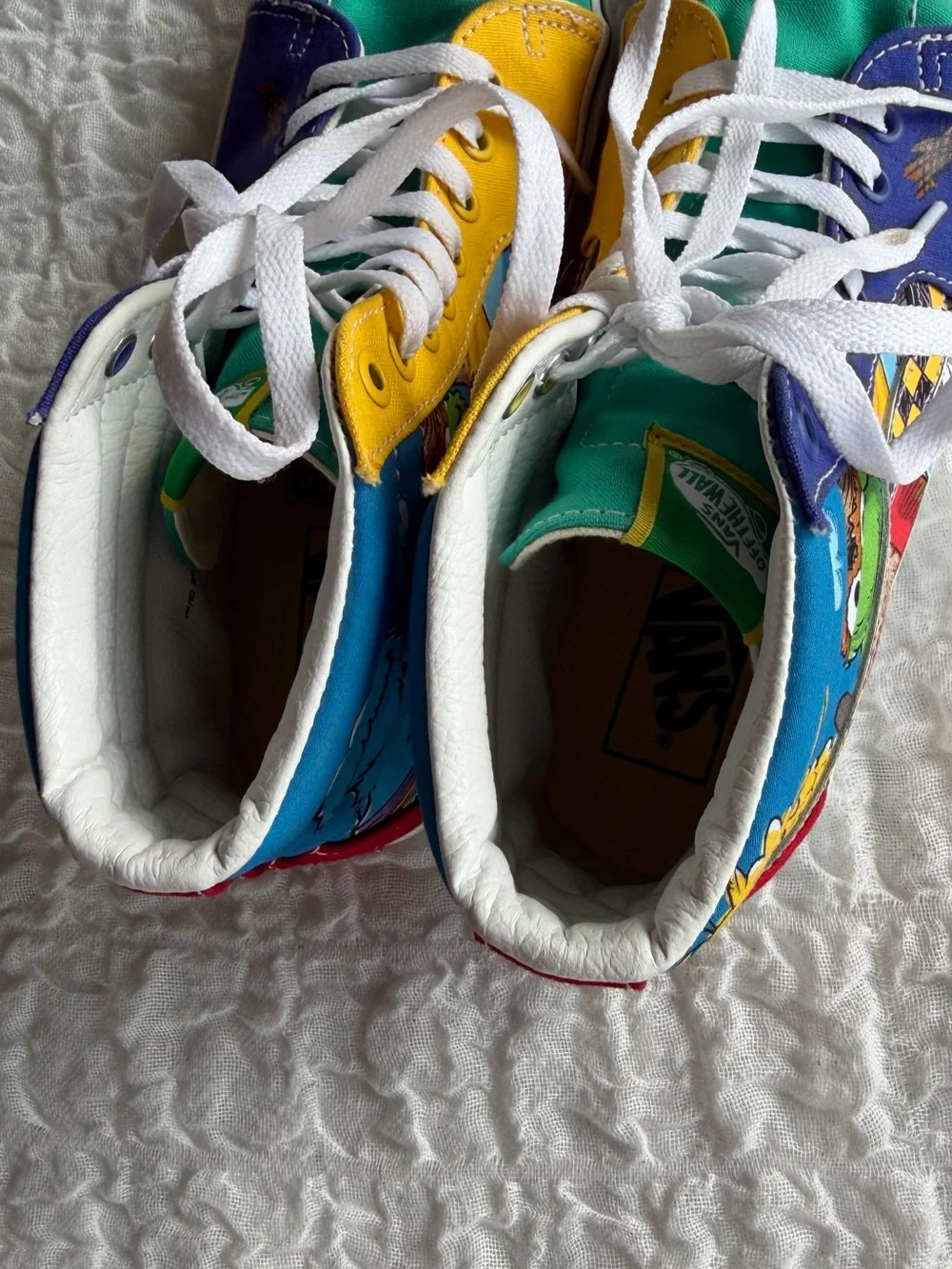 Vans x Sesame Street Sk8-hi High Top Sneakers Women’s 9.5 Men’s 8